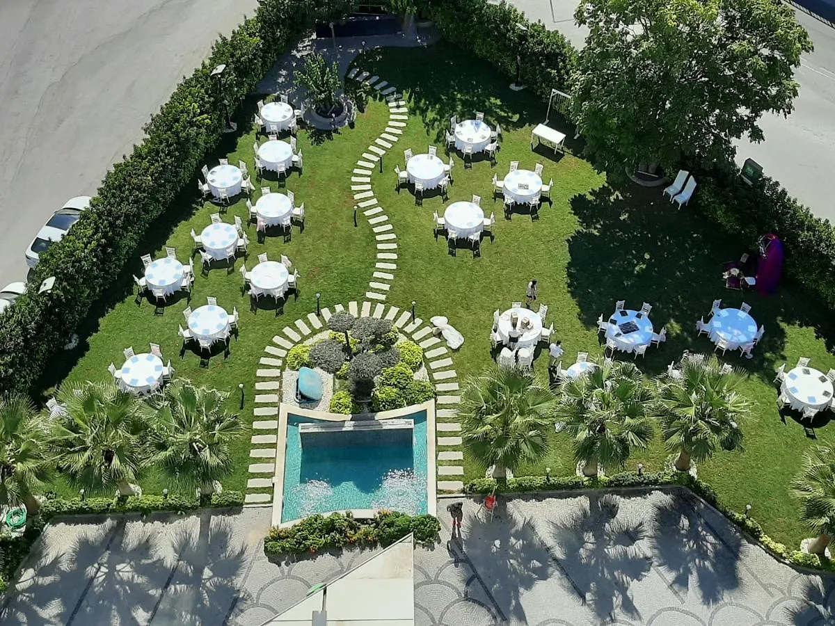 Ibis Styles Izmir Bornova Hotel 4*,  Turcia