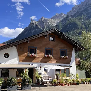 Garni Edlhuber Mittenwald