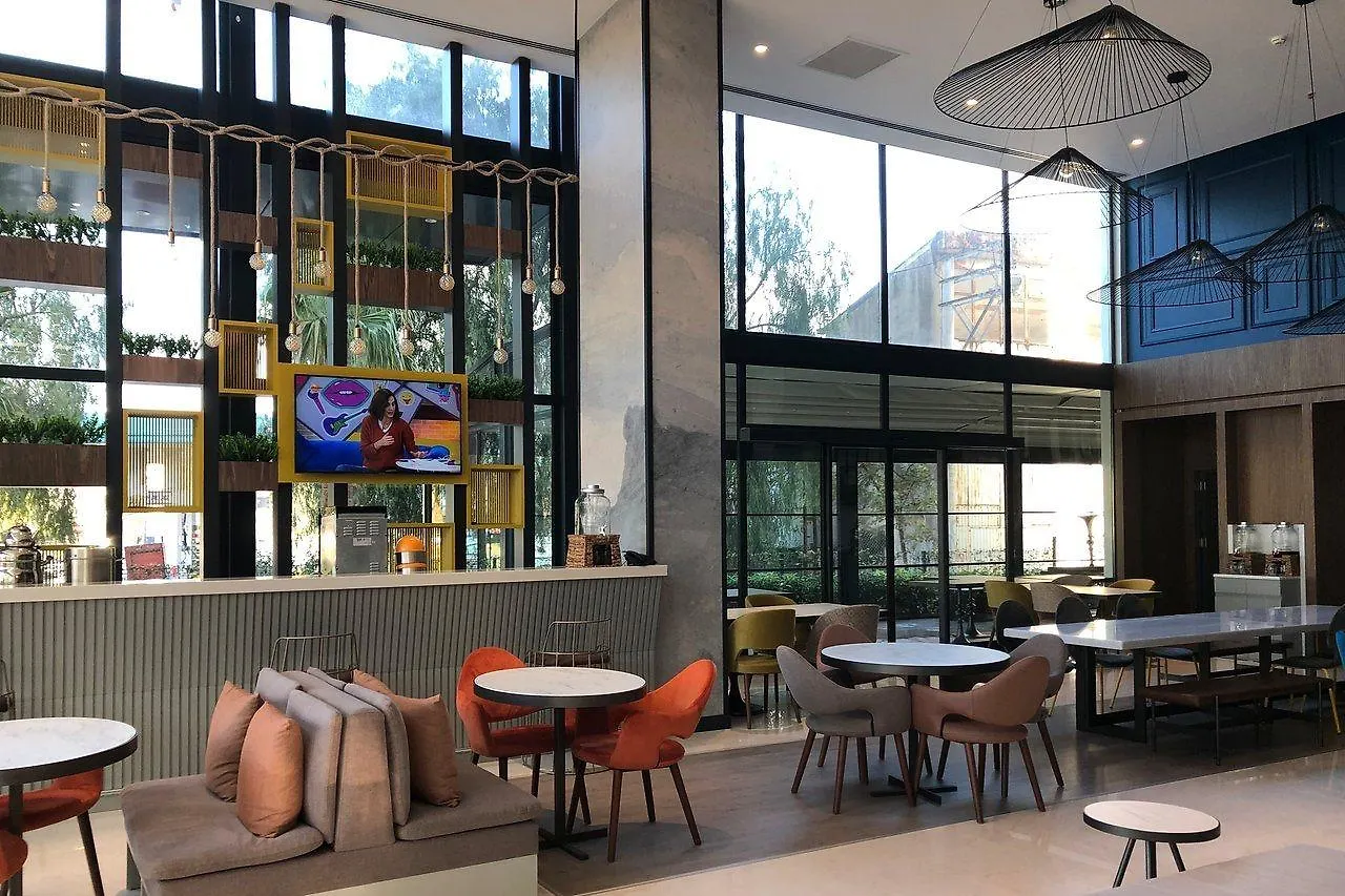 Hotel Ibis Styles Izmir Bornova 4*,