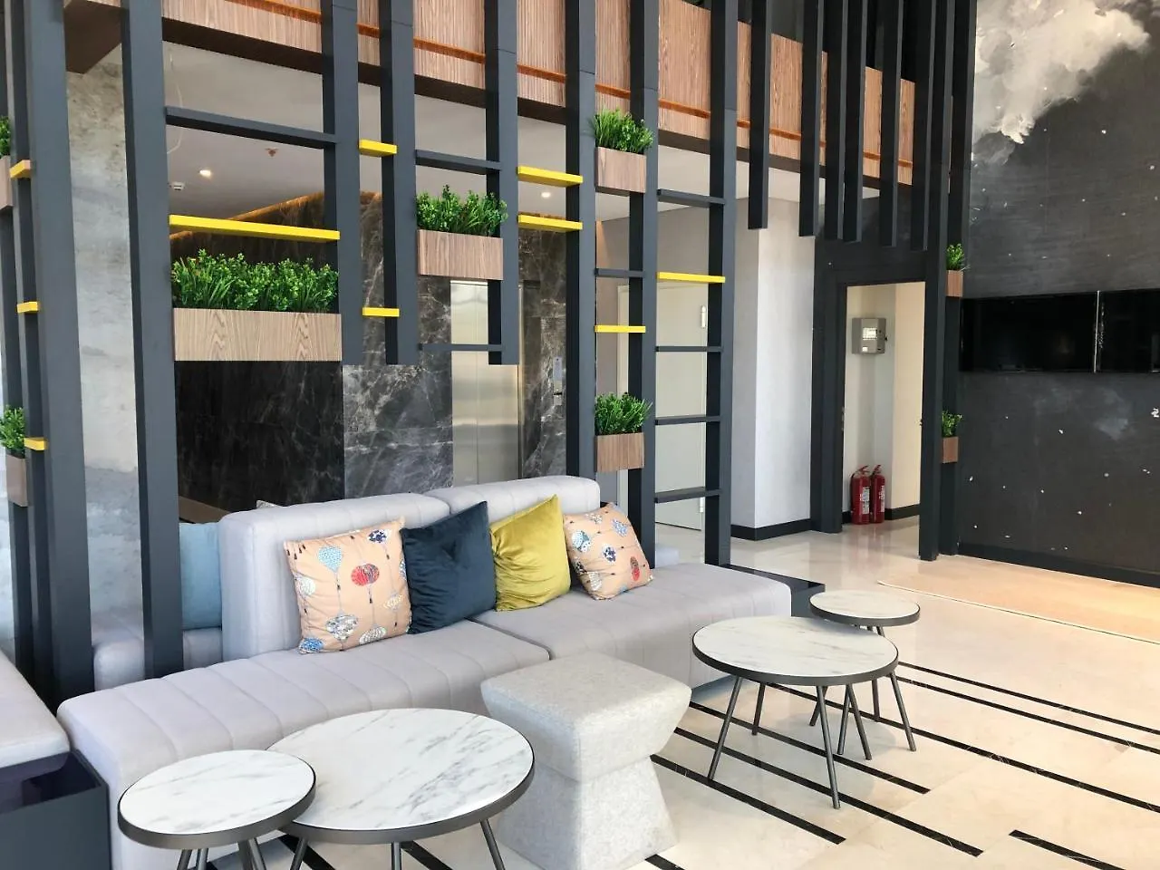 Hotel Ibis Styles Izmir Bornova 4*,